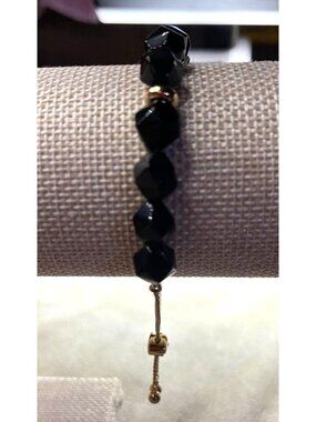 LA Gem Jewelry Faceted Black Bead Bracelet Adjustable Pull String Macrame